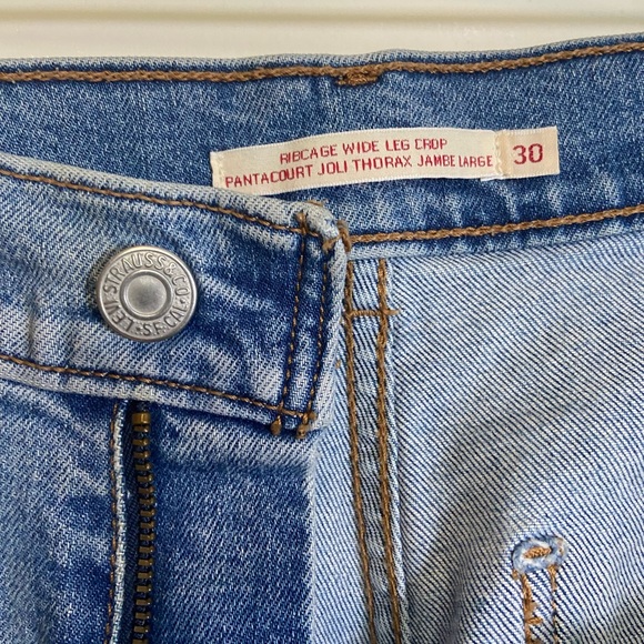 Levi’s High-Rise Jeans - Limited Edition - Picture 2 of 4